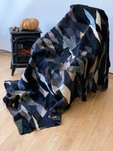 Blue triangles throw
