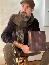 Mens leather bag "Drakos"