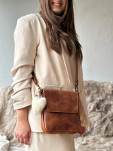 small cross body purse tan color