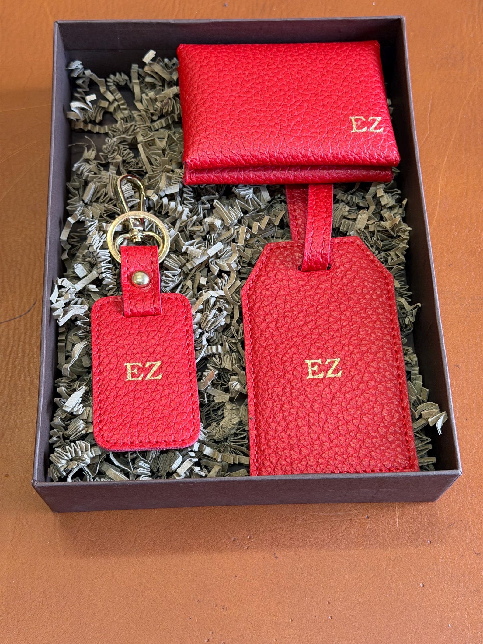 Gift-box arrangement of the three matching personalised accessories