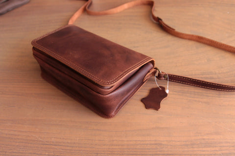 Small Leather Crossbody Bag: Full Grain Cowhide, Adjustable Strap