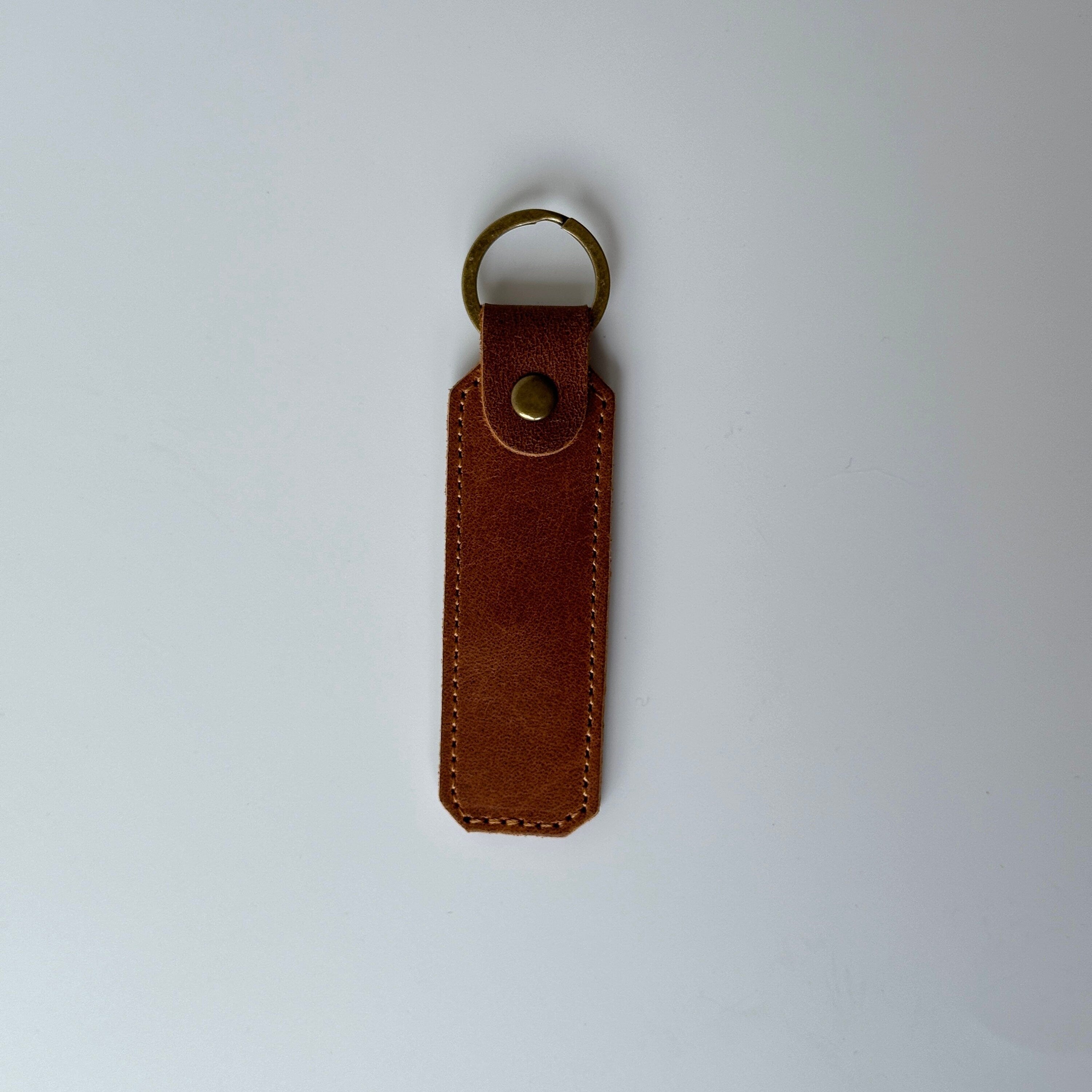 Hotel tag keychain
