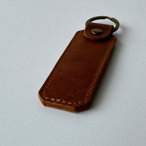 Hotel tag keychain