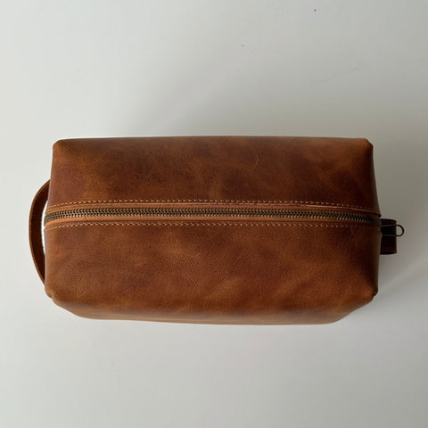 Men's large toiletry bag