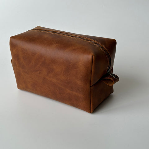 Men's large toiletry bag