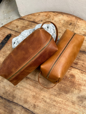 Men's large toiletry bag