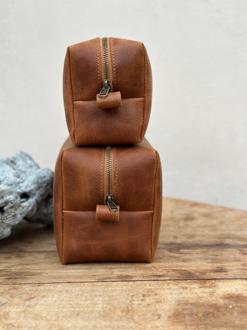 Men's Medium toiletry bag