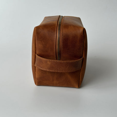 Men's Medium toiletry bag