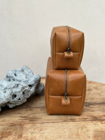Men's Medium toiletry bag