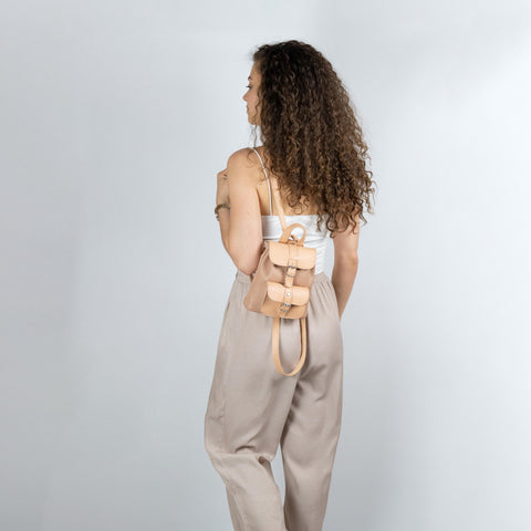 Mini full grain leather backpack "Filia" Natural