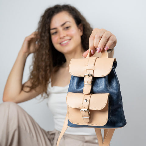 Mini full grain leather backpack "Filia" Natural