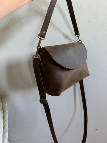 Italian Leather Small Crossbody Bag: Unisex Minimalist Purse