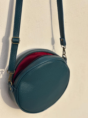 Eco-Leather Round Crossbody Bag – Minimalist Circle Purse – Women’s Vegan Leather Shoulder Bag
