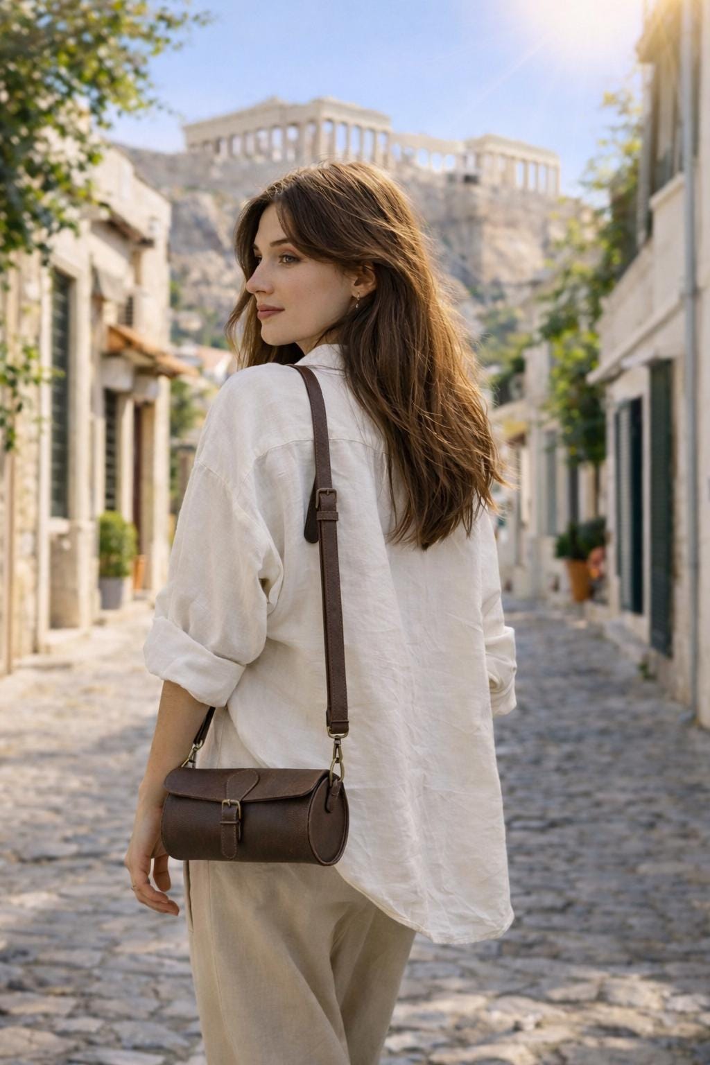 Leather Barrel Bag: Handmade Cowhide Cylinder Clutch with Removable Strap