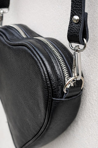 Heart Shaped iPhone 17 Pro Max Crossbody Vegan Eco Leather Phone Purse